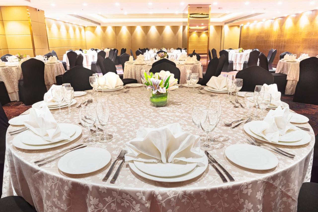 The Elite Narasapura, A Member Of Radisson Individuals Hotel Exterior photo