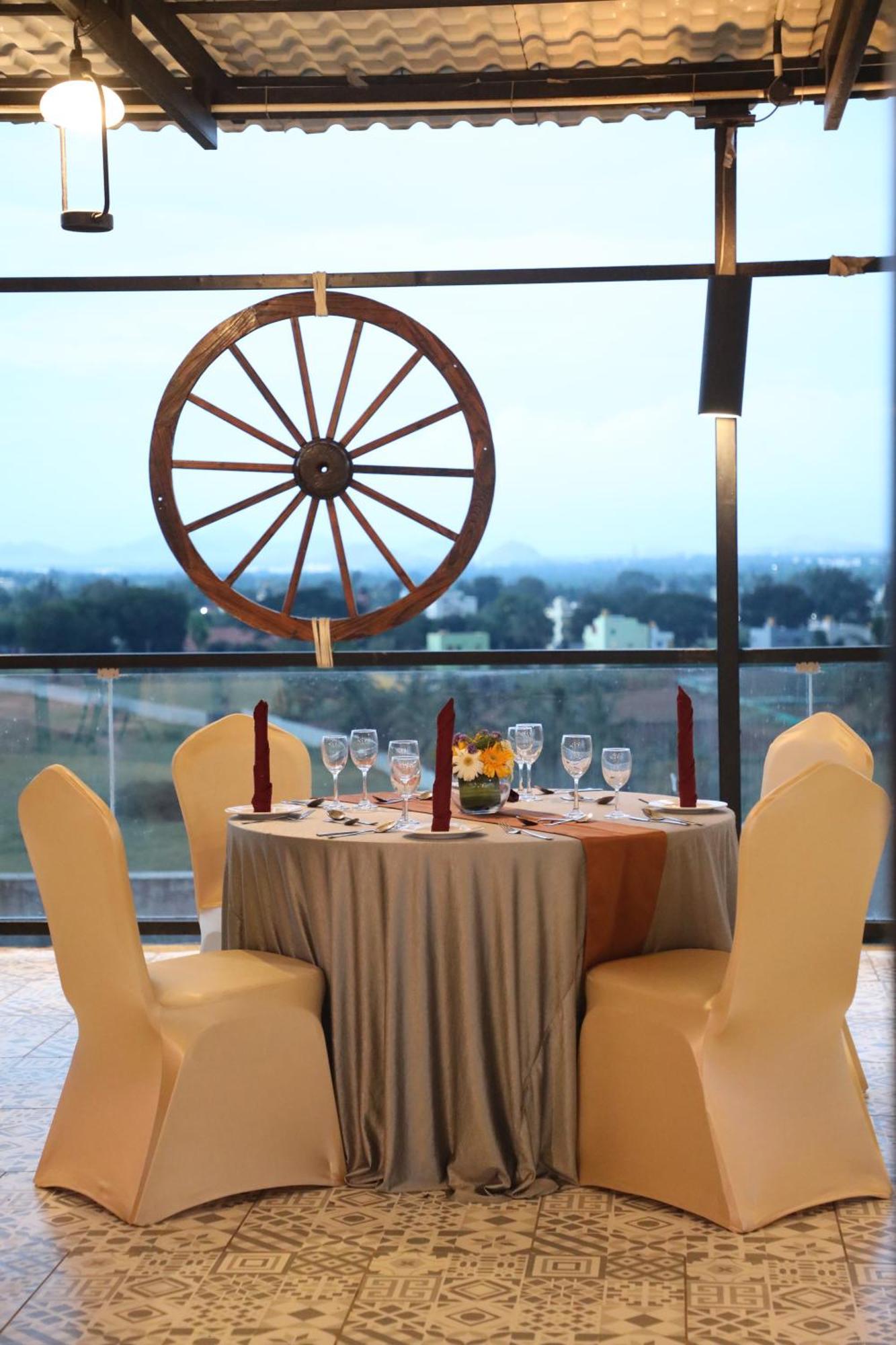 The Elite Narasapura, A Member Of Radisson Individuals Hotel Exterior photo