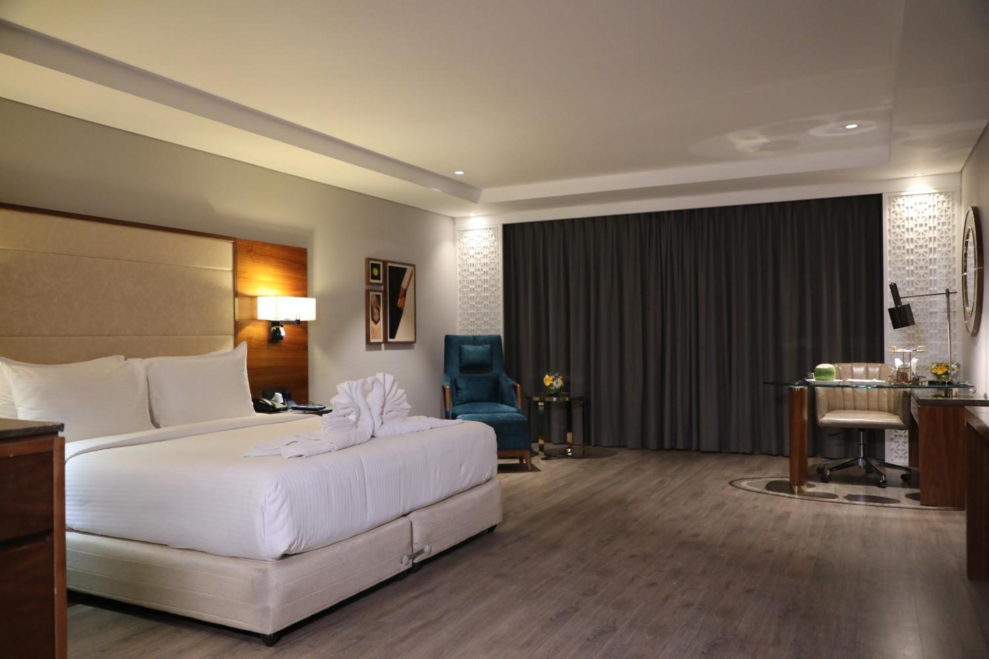 The Elite Narasapura, A Member Of Radisson Individuals Hotel Exterior photo